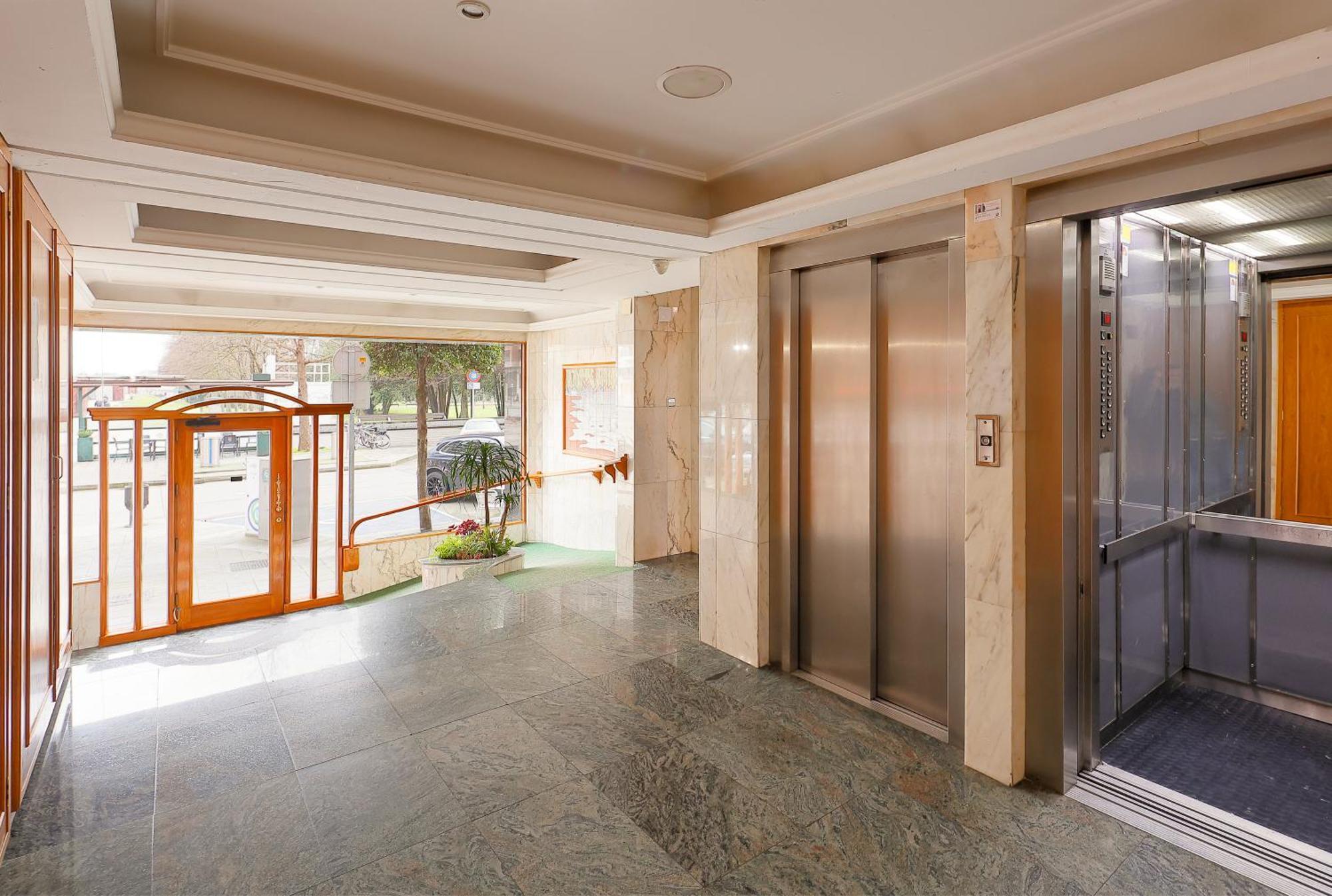 Apartament Playa De San Lorenzo Gijón Zewnętrze zdjęcie