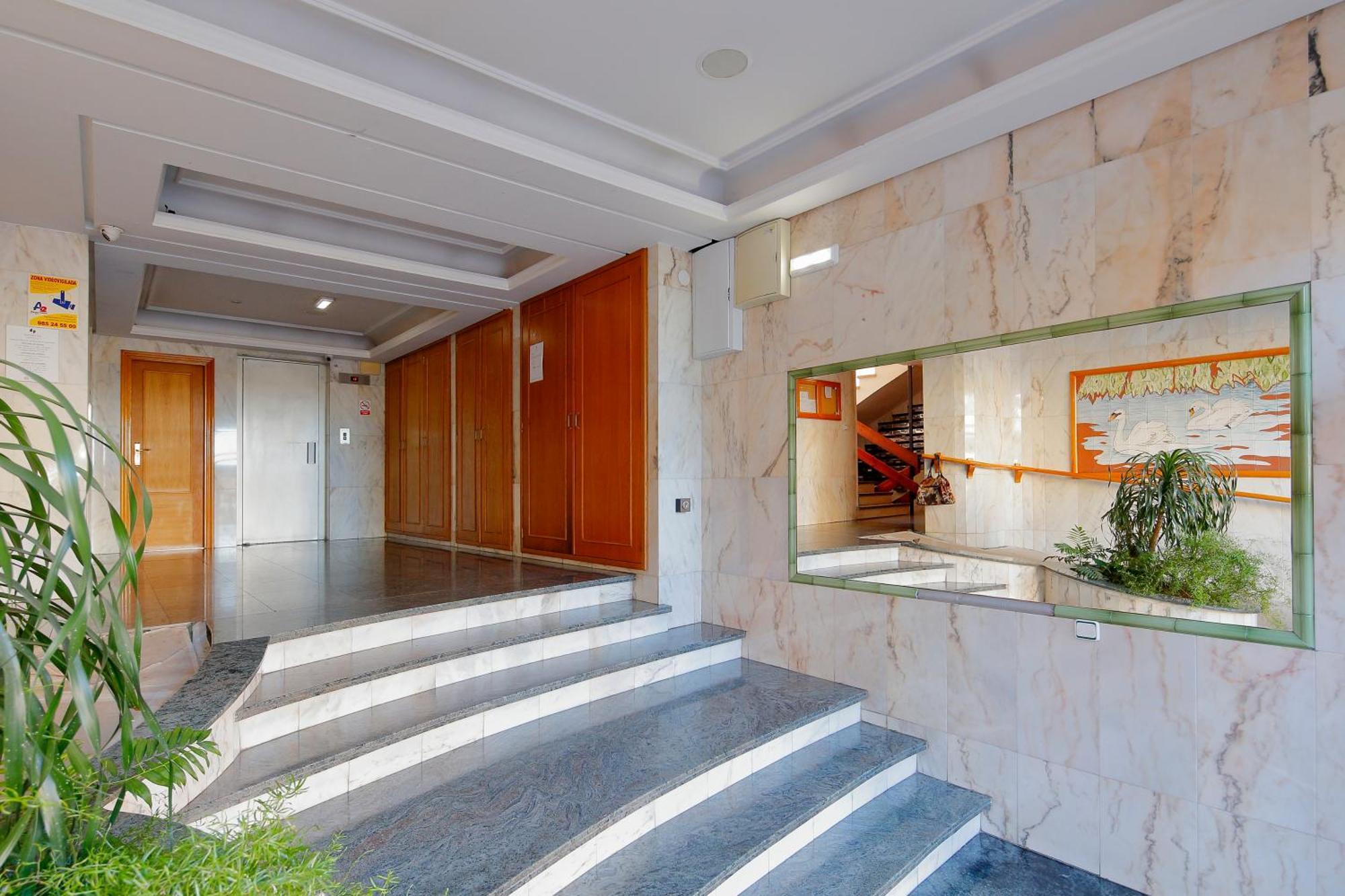 Apartament Playa De San Lorenzo Gijón Zewnętrze zdjęcie